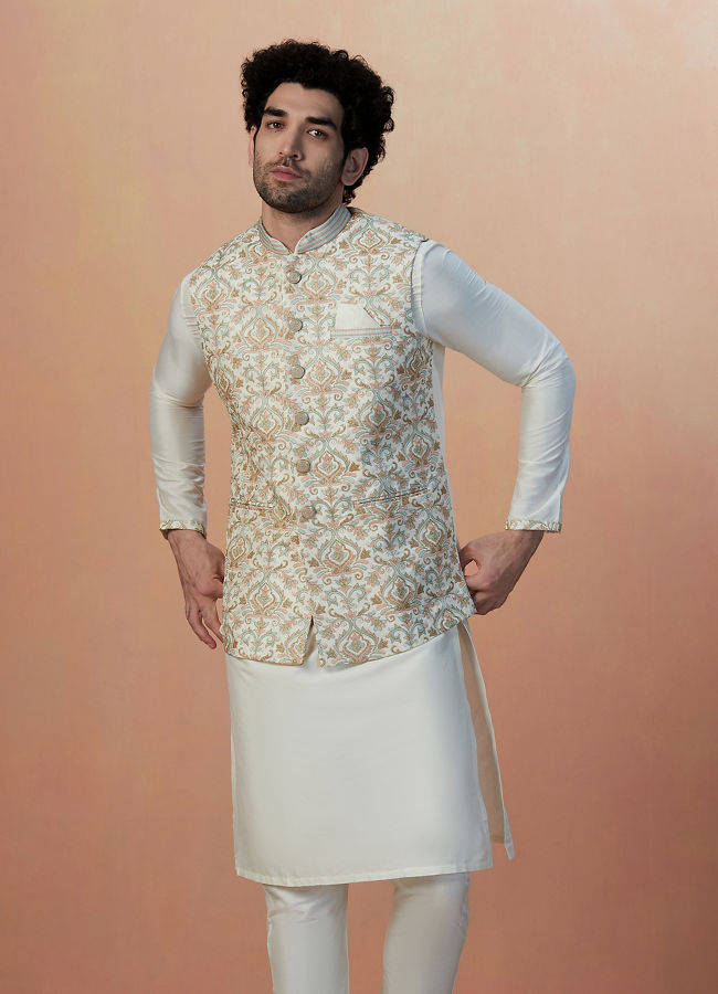 alt message - Manyavar Men Light Cream Self Design Kurta Jacket Set image number 3